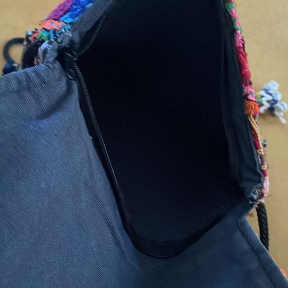 VINTAGE EMBROIDERED HANDBAG CROSSBODY - Picture 9 of 9